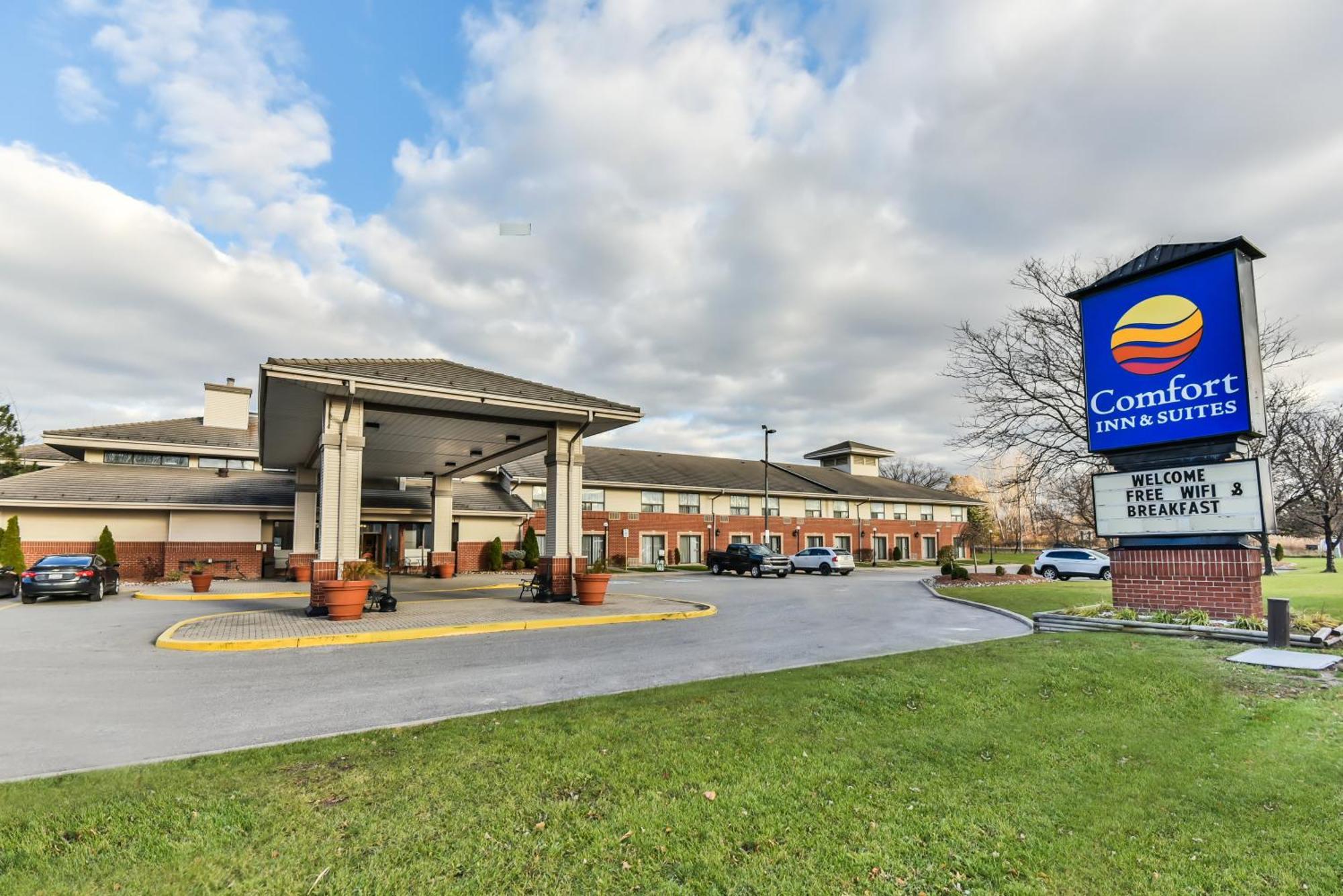 Comfort Inn & Suites Ambassador Bridge Γουίντσορ Εξωτερικό φωτογραφία