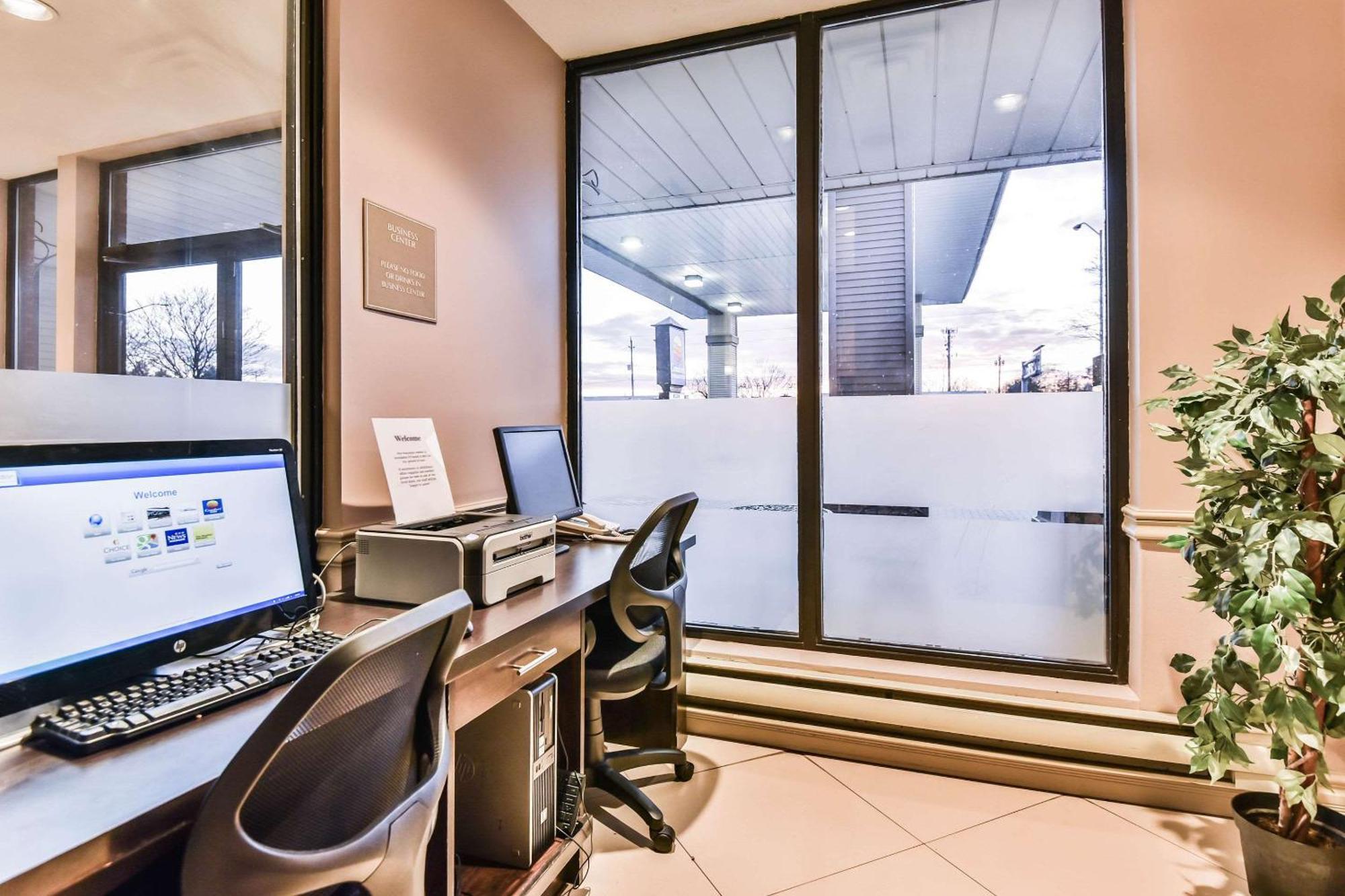 Comfort Inn & Suites Ambassador Bridge Γουίντσορ Εξωτερικό φωτογραφία