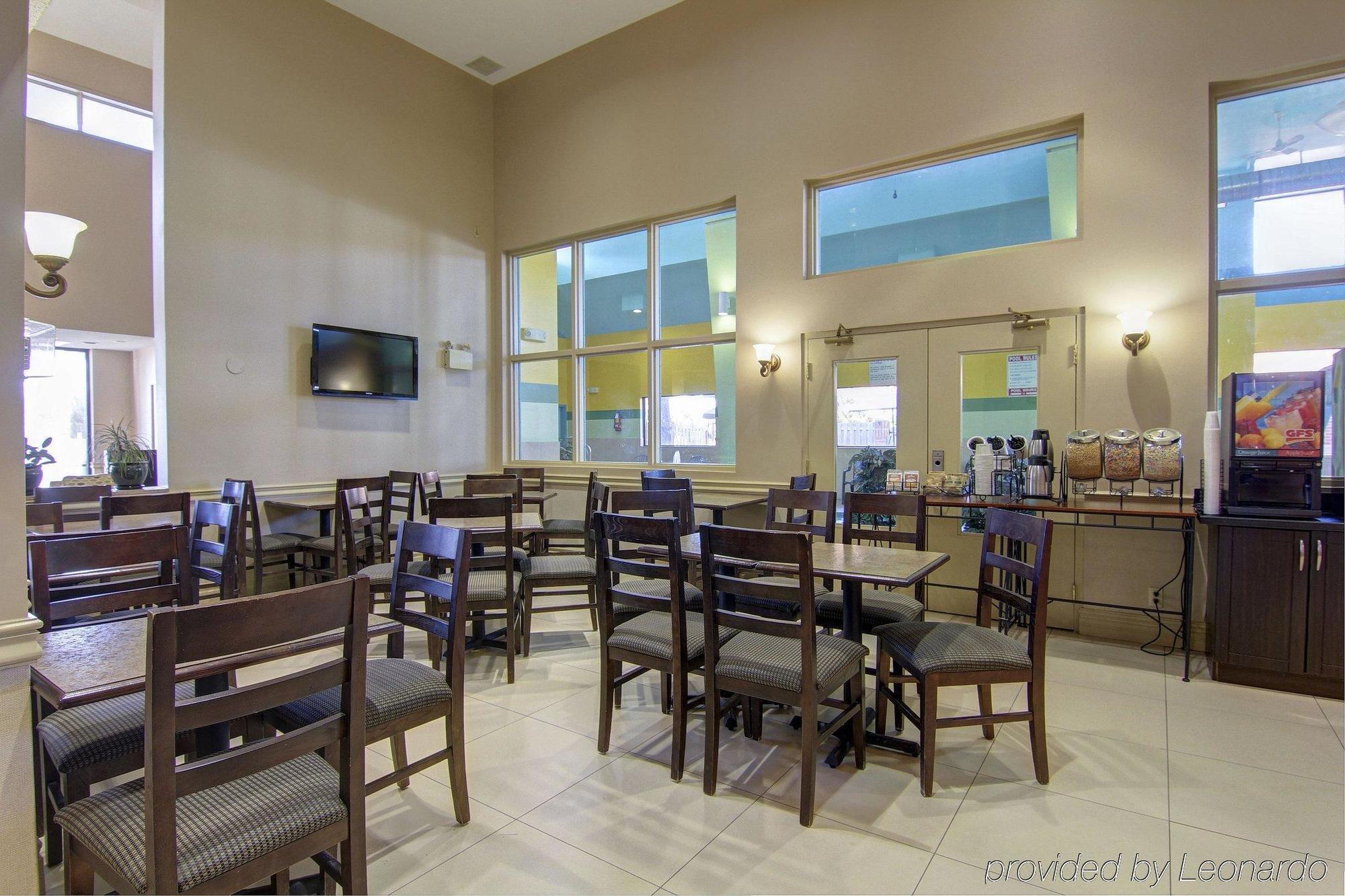 Comfort Inn & Suites Ambassador Bridge Γουίντσορ Εξωτερικό φωτογραφία