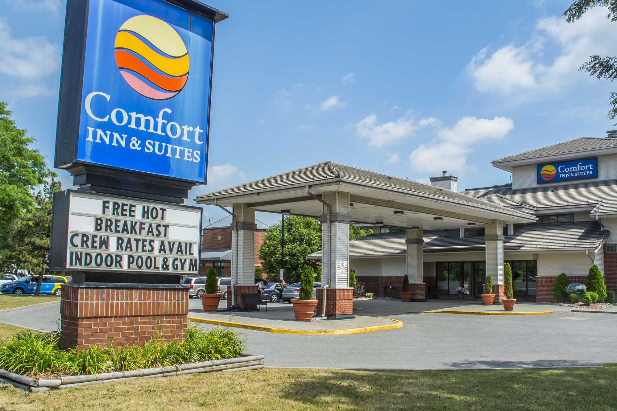 Comfort Inn & Suites Ambassador Bridge Γουίντσορ Εξωτερικό φωτογραφία