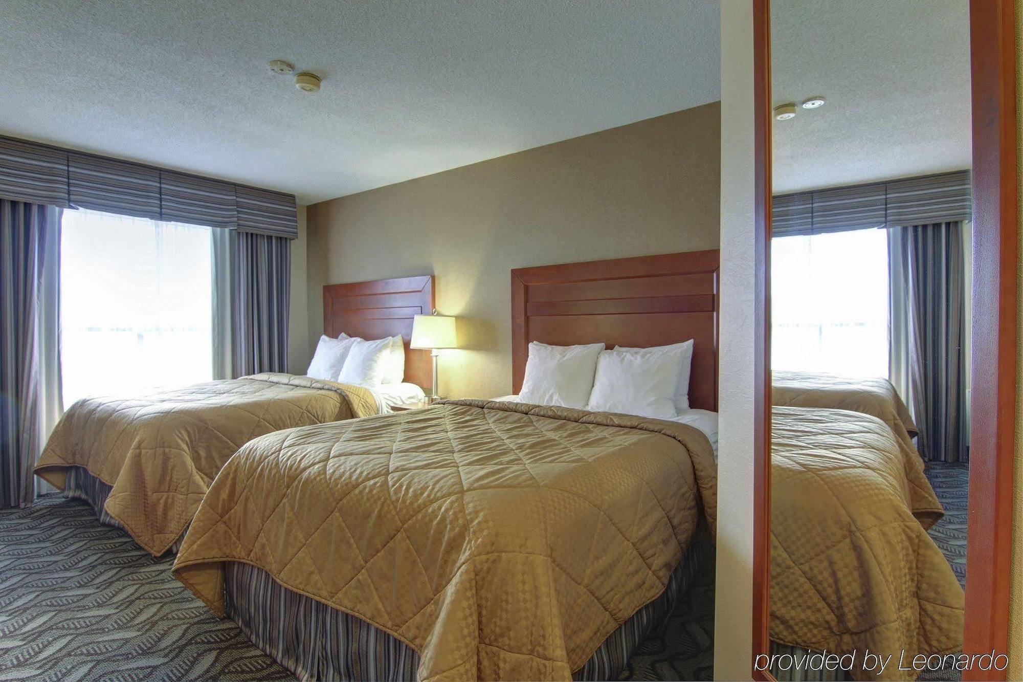Comfort Inn & Suites Ambassador Bridge Γουίντσορ Εξωτερικό φωτογραφία